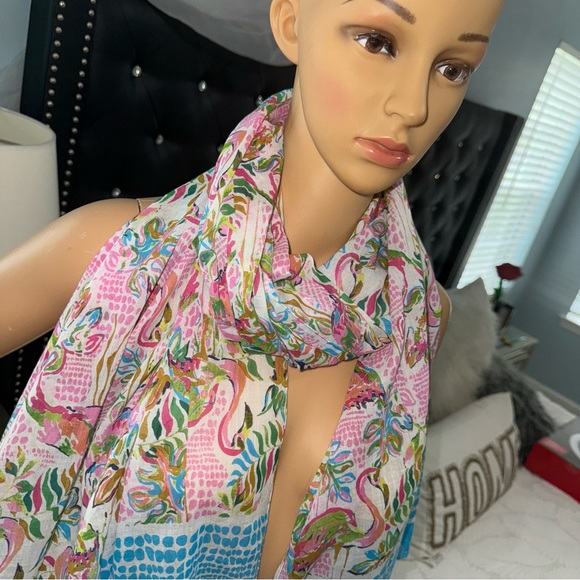 Charlie Paige NWT! Pink/ Multi Flamingo Print Scarf
Made In India - Picture 5 of 14